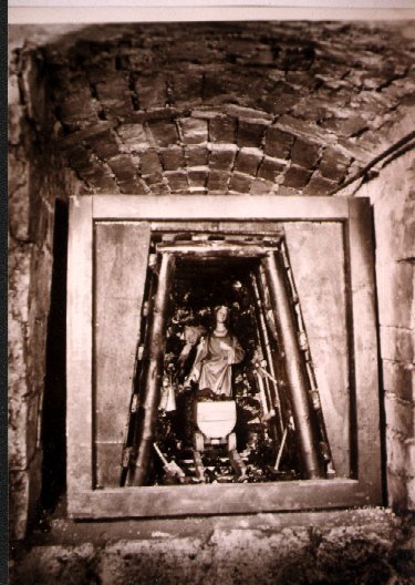 Statua di Santa Barbara custodita nella miniera. (Archivio Pier Angelo Niosi)
